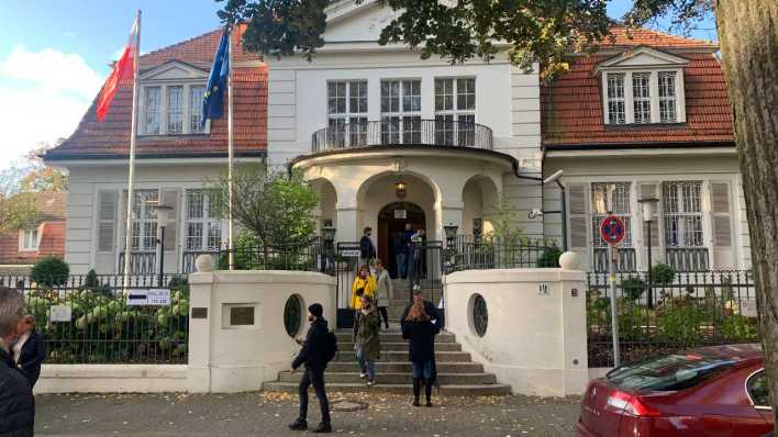 Wahl in der polnischen Botschaft in Grunewald