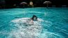 Sommerbad Insulaner - Ein "Frühschwimmer" schwimmt seine Bahnen (Bild: Dieter Freiberg)