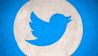 Blauer Vogel im weißen Kreis, das Logo des Kurznachrichtendienstes Twitter (Foto: dpa)