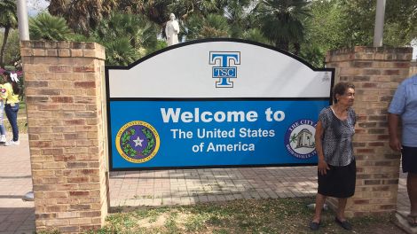 Schild Welcome to the United States in Brownsville, Quelle Andreas Horchler