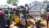 Juba: Frauen und Kinder an der Wasserstelle - Foto: ARD/Björn Blaschke