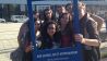 Studenten der Uni Cottbus in einem Bilderrahmen mit der Aufschrift "Wir gehen jetzt miteinander" #inforadiohotnews