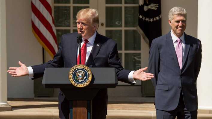 US-Präsident Trump ernennt Neil Gorsuch zum neuen Bundesrichter US-Präsident Trump ernennt Neil Gorsuch zum neuen Bundesrichter