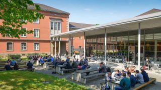 Der Campus Griebnitzsee der Universität Potsdam (Bild: imago/Joko)