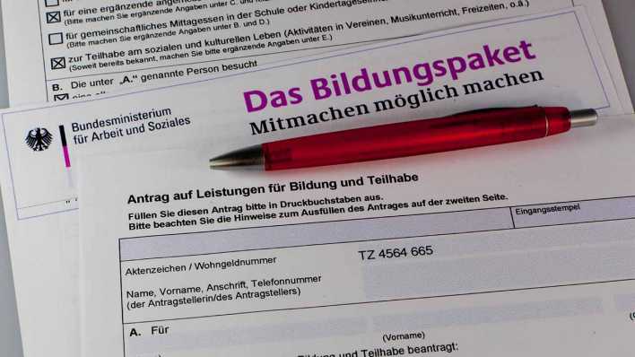 ARCHIV: Antrag auf Leistungen für Bildung und Teilhabe (Bild: imago/Rüdiger Wölk) ARCHIV: Antrag auf Leistungen für Bildung und Teilhabe (Bild: imago/Rüdiger Wölk)