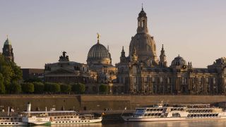 Blick auf die Dresdner Altstadt mit der Frauenkirche (Bild: imago/Christina Falkenberg)