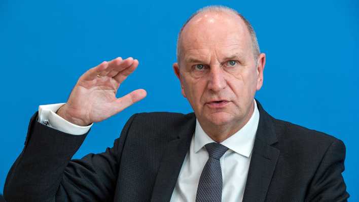 Brandenburgs Ministerpräsident Dietmar Woidke (SPD) (Foto: dpa) Brandenburgs Ministerpräsident Dietmar Woidke (SPD) (Foto: dpa)