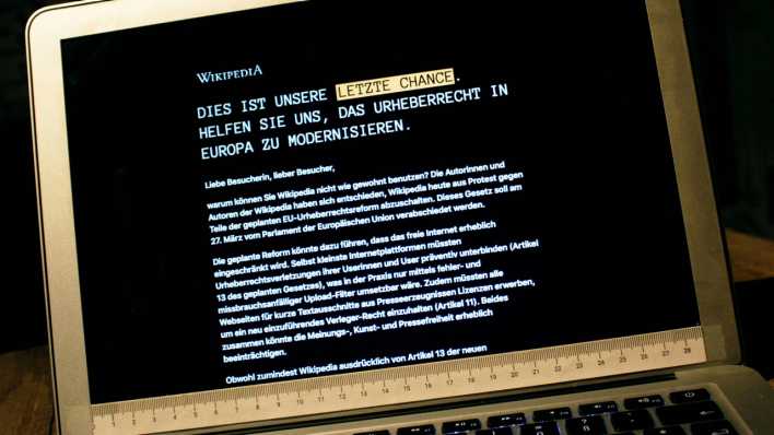 21.03.2019, Abschaltung der Wikipedia-Seite. Aus Protest gegen den geplanten Artikel 13 der Europäischen Union schaltet Wikipedia für 24 Stunden sein Angebot ab (Bild: imago images/MiS)