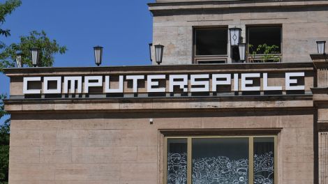 Computerspielemuseum, Karl-Marx-Allee in Berlin-Friedrichshain
