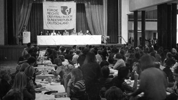 Internationaler Frauenkongress 1975 in Köln (Bild: imago/Klaus Rose)