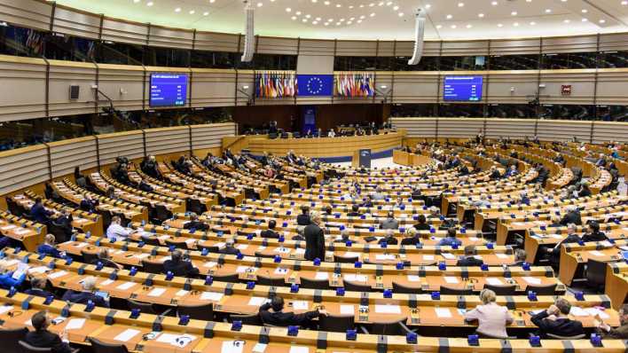 Sitzung im EU-Parlament (Bild: imago images / Christian Spicker) Sitzung im EU-Parlament (Bild: imago images / Christian Spicker)