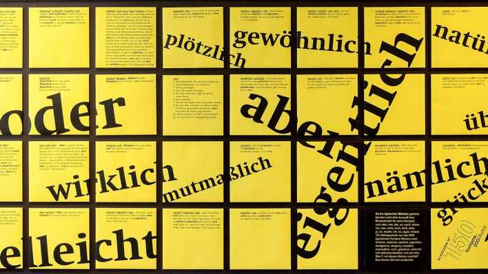 Exponat der Ausstellung fontane.200/Autor (Bild: imago images / epd) Exponat der Ausstellung fontane.200/Autor (Bild: imago images / epd)