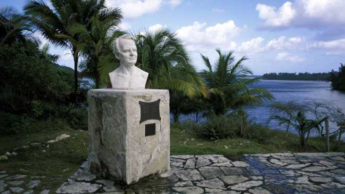 Büste von Alexander von Humboldt bei Baracoa (Bild: imago images/Stefan M. Prager) Büste von Alexander von Humboldt bei Baracoa (Bild: imago images/Stefan M. Prager)