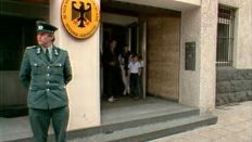 ARCHIV: Über 50 Menschen besetzten die Ständige Vertretung in Ost-Berlin (Bild: rbb Presse & Information) ARCHIV: Über 50 Menschen besetzten die Ständige Vertretung in Ost-Berlin (Bild: rbb Presse & Information)