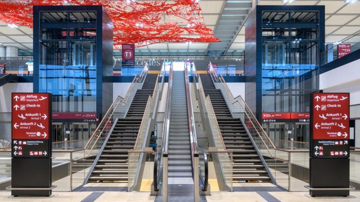 Der Weg zum Abflug (Bild: Flughafen Berlin Brandenburg GmbH)