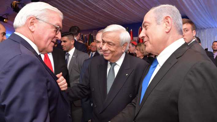 Israels Premierminister Netanjahu trifft Frank-Walter Steinmeier vor dem Welt-Holocaust-Forum.