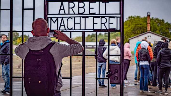 Holocaust-Gedenken in Deutschland (Bild: imago images/ Jürgen Ritter)