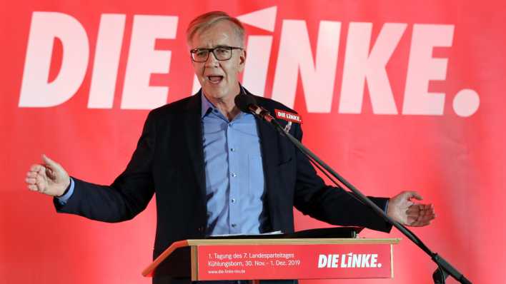 Dietmar Bartsch, Co-Fraktionsvorsitzender der Linken im Bundestag, spricht auf dem Landesparteitag der Linken (Bild: dpa) Dietmar Bartsch, Co-Fraktionsvorsitzender der Linken im Bundestag, spricht auf dem Landesparteitag der Linken (Bild: dpa)
