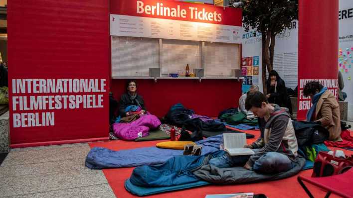 Berlinale - wie komme ich an Tickets (Bild: dpa/ Paul Zinken)