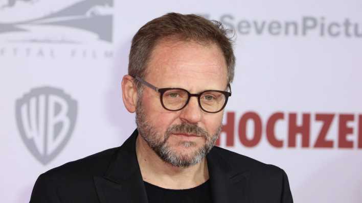 Samuel Finzi während der Filmpremiere von "Die Hochzeit" Samuel Finzi während der Filmpremiere von "Die Hochzeit"