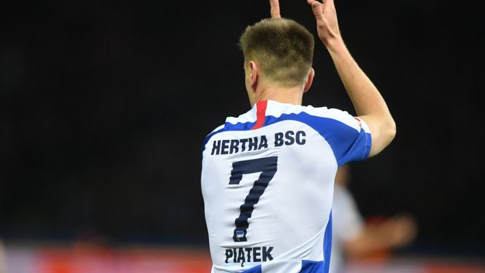 Der neue Herthaspieler Krzysztof Piatek bei seinem ersten Einsatz mit der Rückennummer 7 und dem "ą" im Namen (Bild: imago images / Bernd König)