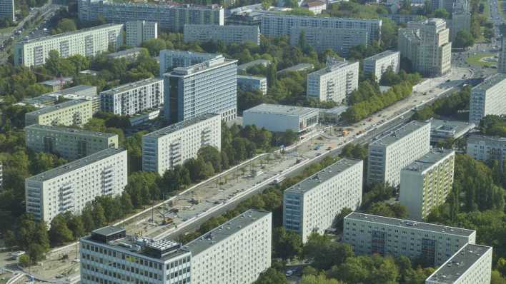 Berlin: Karl-Marx-Allee (Bild: picture alliance / Bildagentur-online)