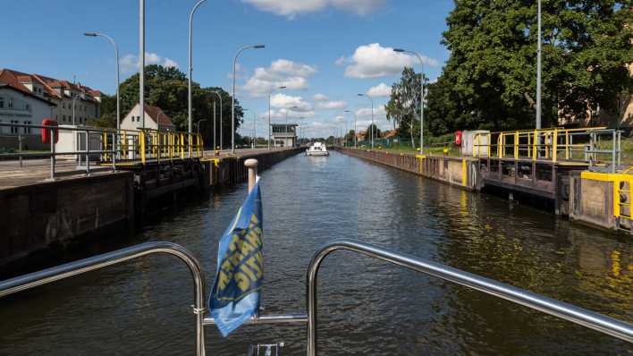 Einfahrt in die Stadtschleuse in Brandenburg an der Havel Einfahrt in die Stadtschleuse in Brandenburg an der Havel