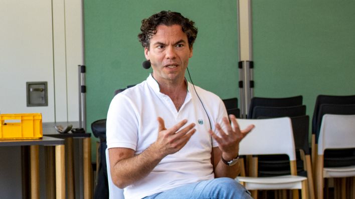 Dr. Christian Hackenberger