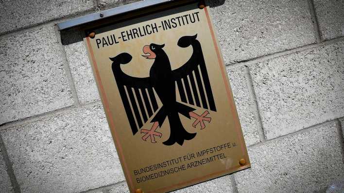 Schild Paul-Ehrlich-Institut