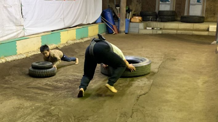 Training in der Sumo-Kaderschmiede Kashiwa (Bild: rbb/Kathrin Erdmann)