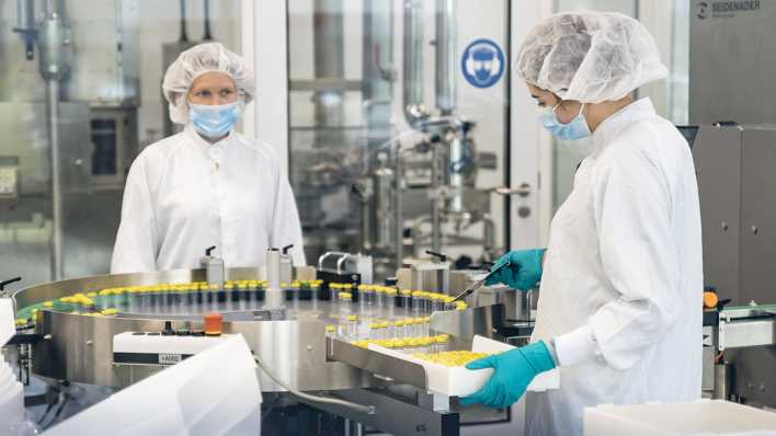 Eröffnung einer Produktionsstätte für Corona Impfstoffe der Firma Allergopharma.