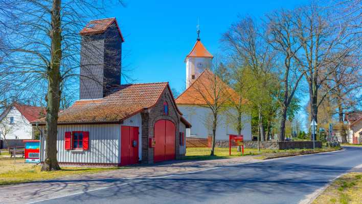 Historische Dorfkirche und Feuerwache Ruhlsdorf