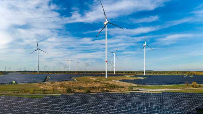 Energiepark Lausitz: eine der größten Photovoltaik-Freiflächenanlagen Deutschlands