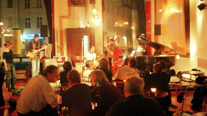 Konzert: Jam Session im Berliner Jazzclub b-flat_foto: www.imago-images.de/POP-EYE/Morlok