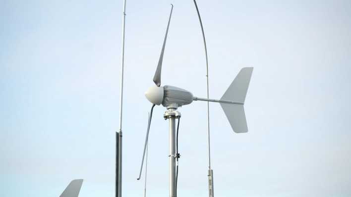 Das Windpotential von Kleinwindanlagen auf Hochhäusern und Funkmasten ist groß