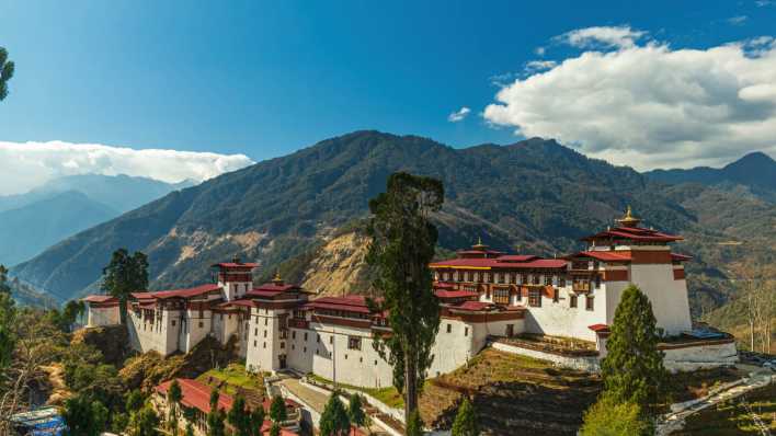 Das Kloster Trongsa-Dzong in Bhutan (Foto: imago images / Christian Offenberg)