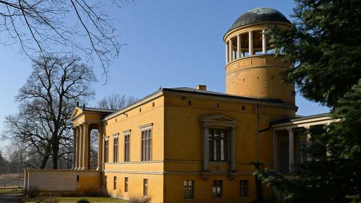 Das ehemalige Hohenzollern-Schloss Lindstedt in Potsdam.
