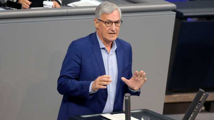 Bernd Riesinger (Linke) spricht im Deutschen Bundestag.