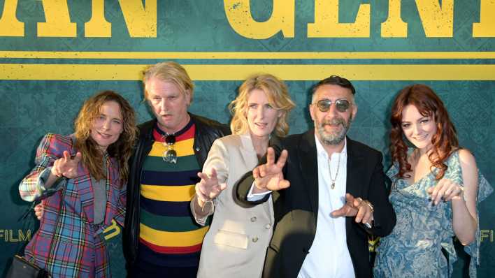 Anne Ratte-Polle, Detlev Buck, Maria Furtwängler, Kida Khodr Ramadan und Lea van Acken bei der Premiere der Warner TV Comedyserie 'German Genius' im Kino International