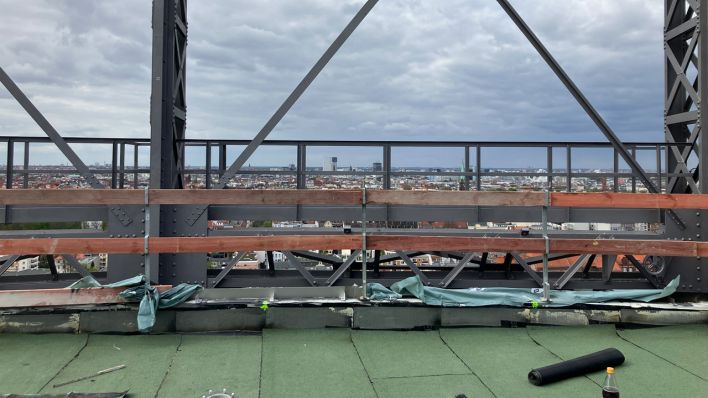 Noch im Bau: Terrasse unter freiem Himmel