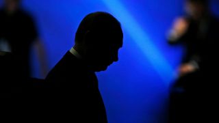 Die Silhouette des russischen Präsidenten Wladimir Putin nach einer Rede im Jahr 2016. (Archivbild)