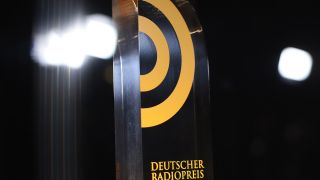 Eine Trophäe des Deutschen Radiopreises. (Quelle: Picture Alliance)