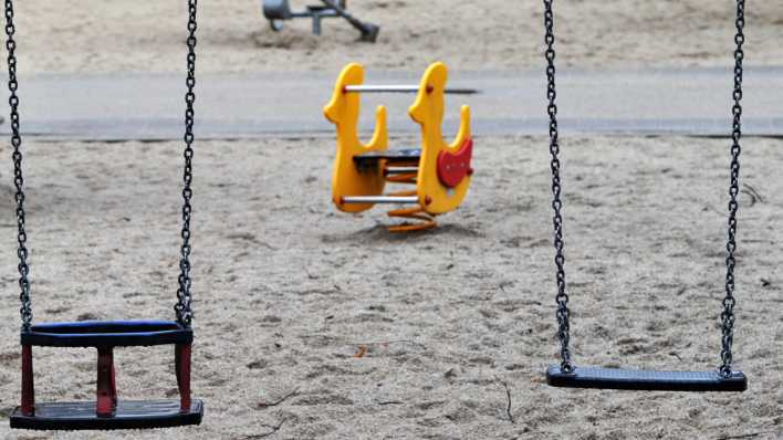 Menschenleerer Kinderspielplatz