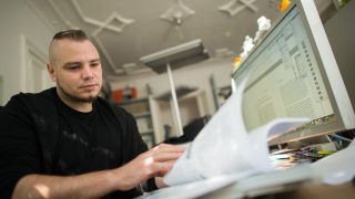 Mediengestalter bei der Arbeit