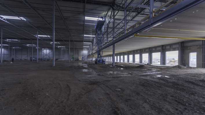 Leere Lagerhalle