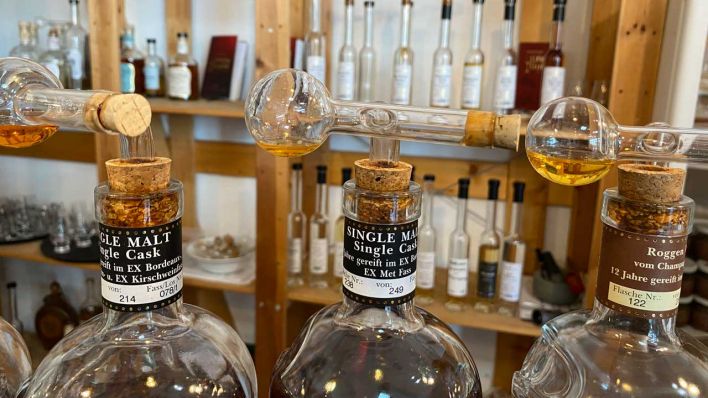 Whiskyflaschen (Bild: rbb/Karsten Zummack)