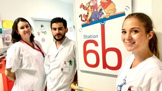 Nina Maibom, Alaa Aljleilati und Sharleen Fechner (v.l.) auf der Kinderstation 6b