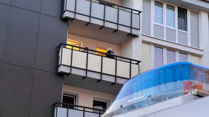 Spezialkräfte der Polizei haben in Duisburg einen Mann festgenommen, der einen Terroranschlag geplant haben soll.