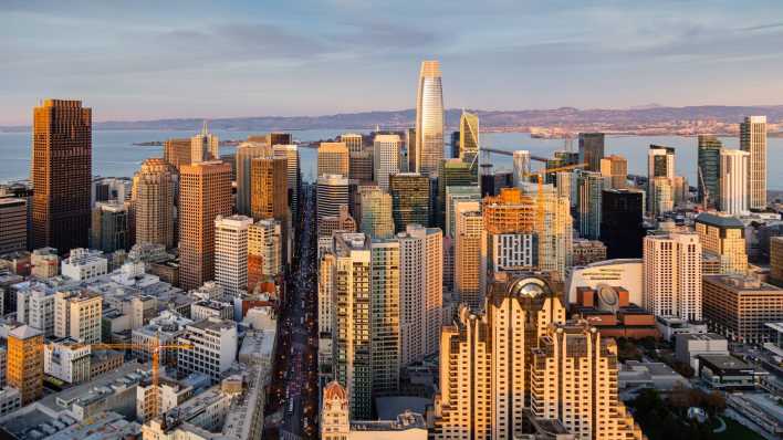 Blucj auf dei Downtown von San Francisco (Foto: imago images / Cavan Images)
