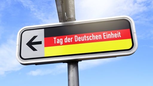 Verkehrsschild "Tag der Deutschen Einheit"